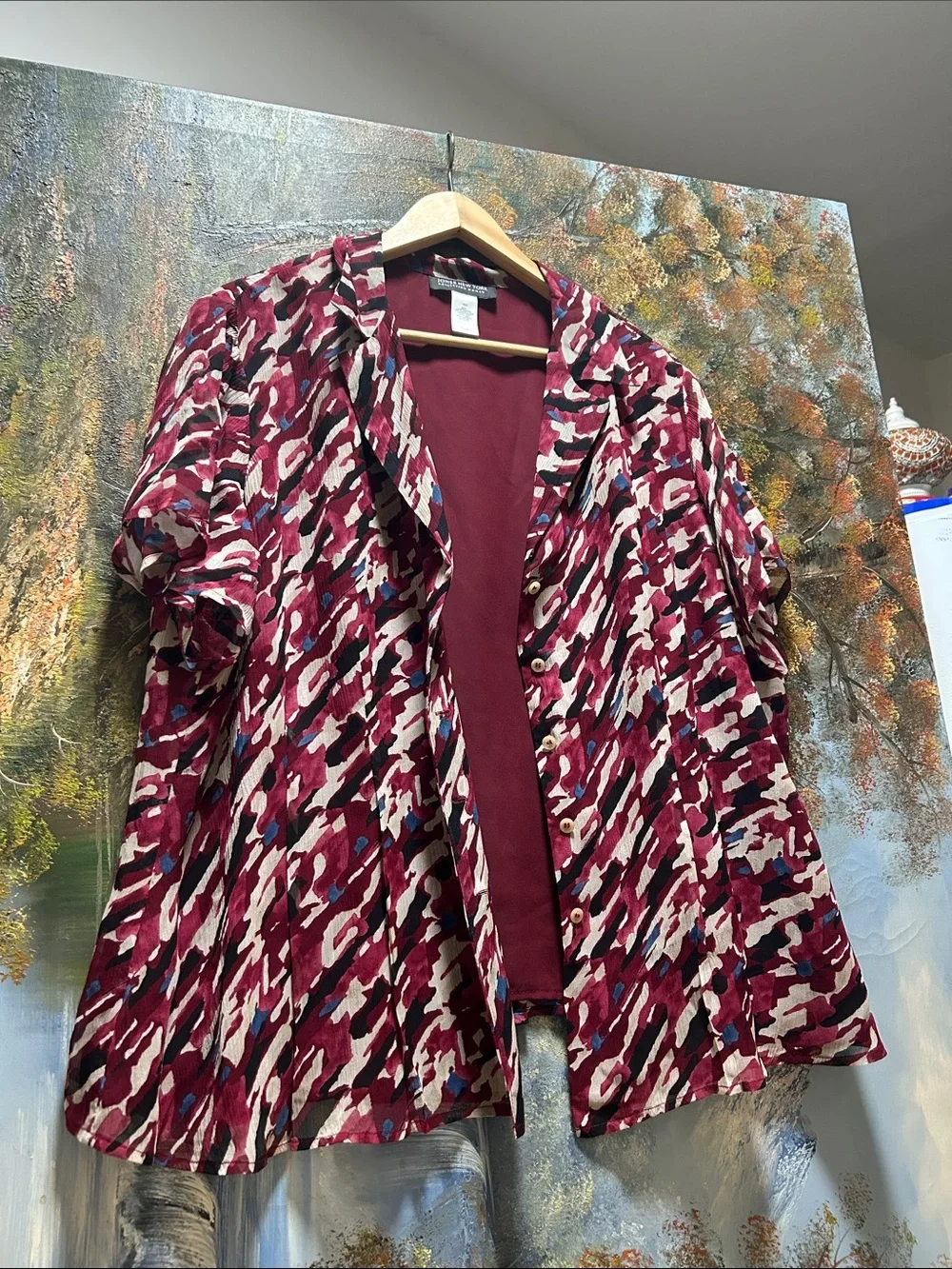 JONES NEW YORK printed lightweight Skirt Suit.